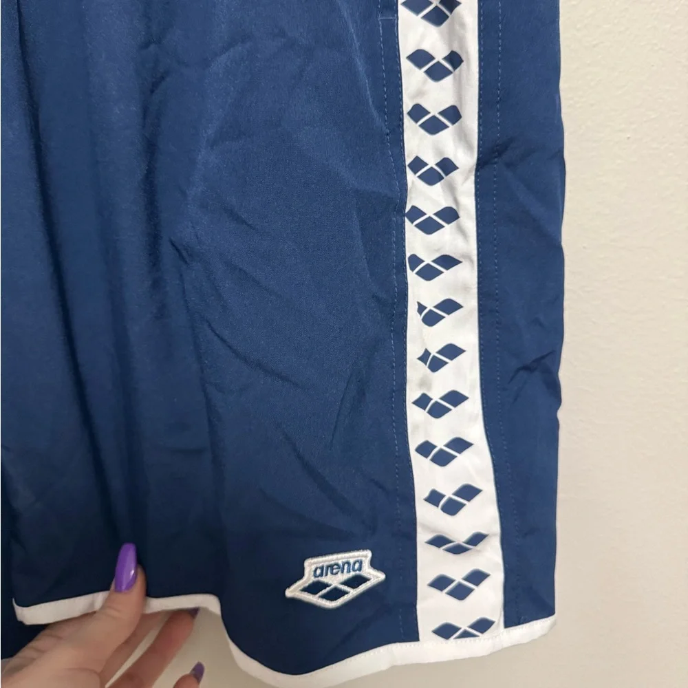 Arena Icons Team Stripe Bermuda
